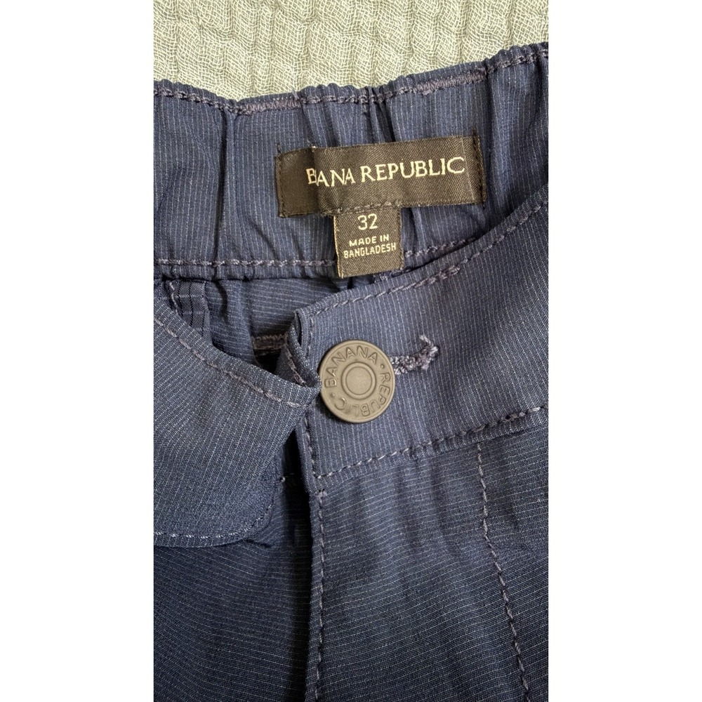 Banana Republic Core Temp Shorts Men's Sz 32 Navy Blue Golf Outdoors EUC - Picture 2 of 4
